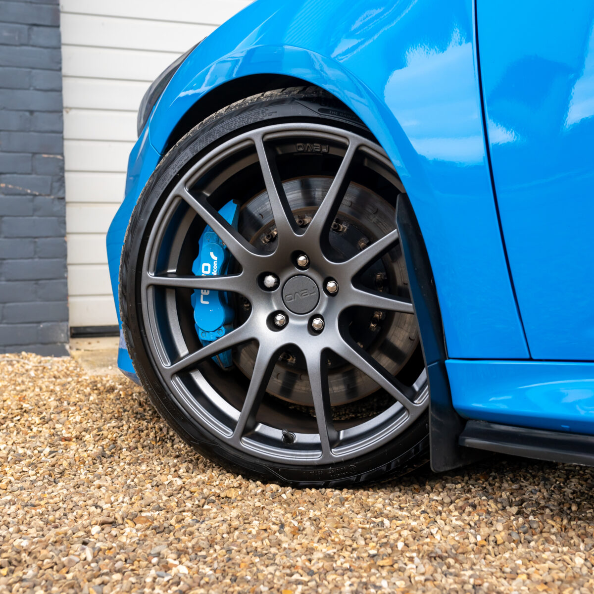 Win This 420BHP Ford Focus RS MK3 & £5,000 Cash *NITROUS BLUE* - Image 11