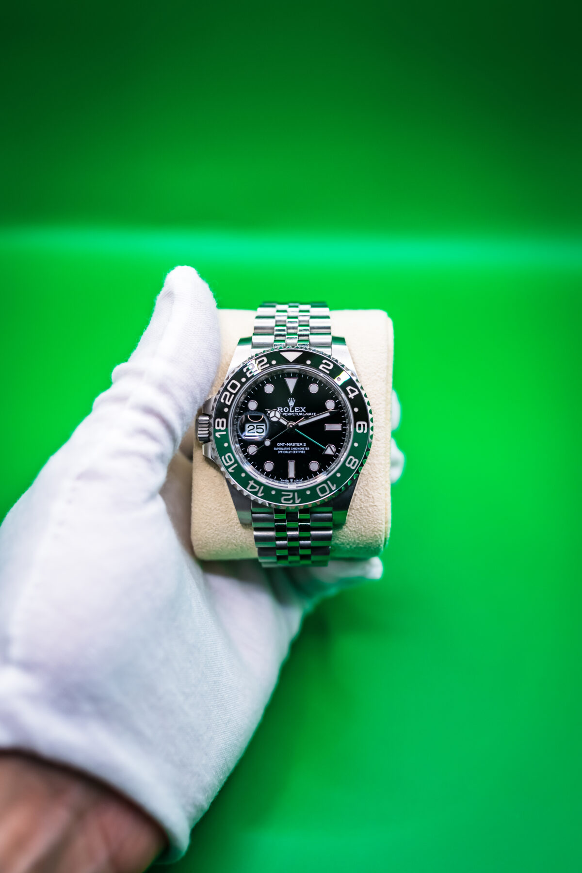 Win This Rolex Sprite GMT Master II - Image 9