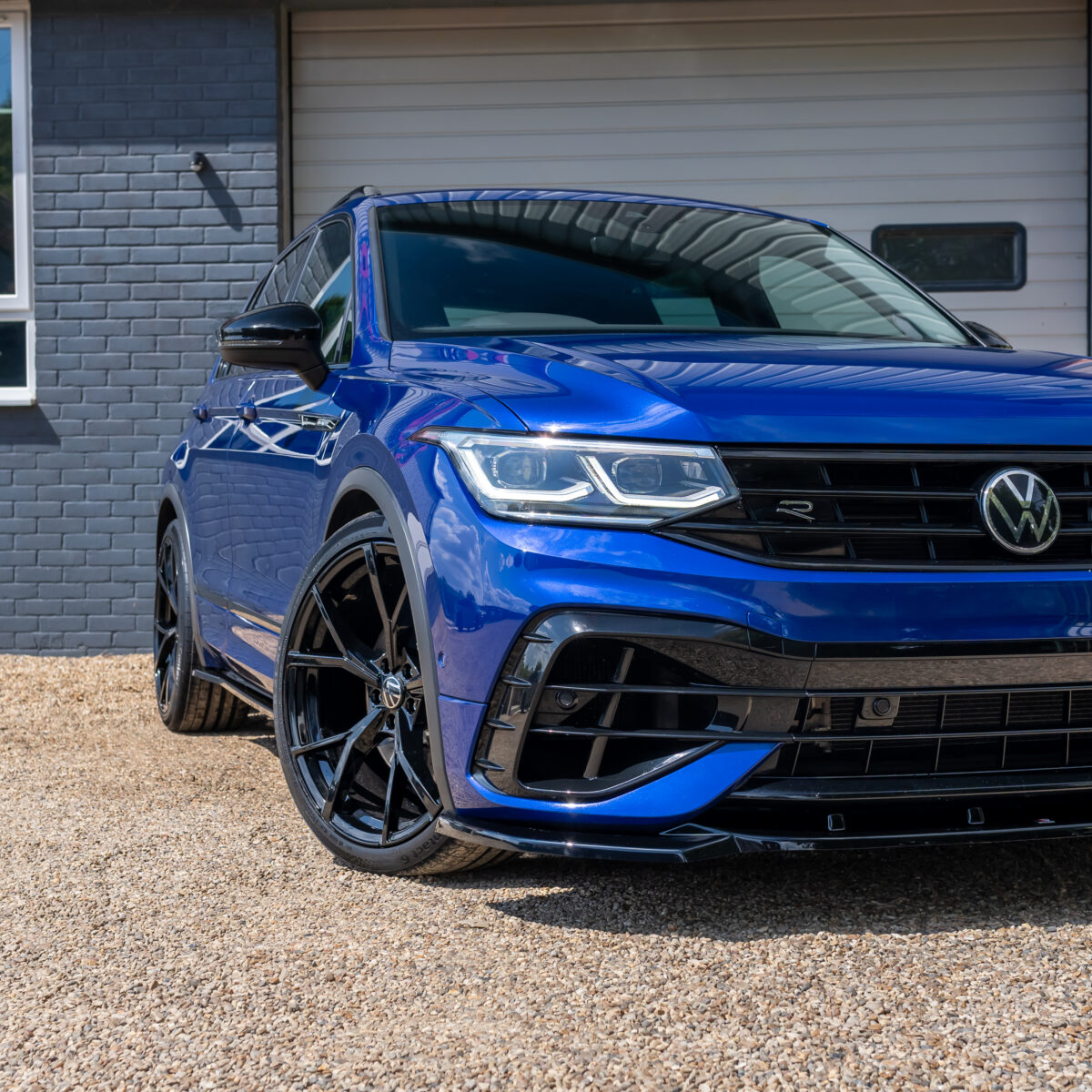 Win This Volkswagen Tiguan R 4Motion & £1,000 Cash *LAPIZ BLUE* - Image 9