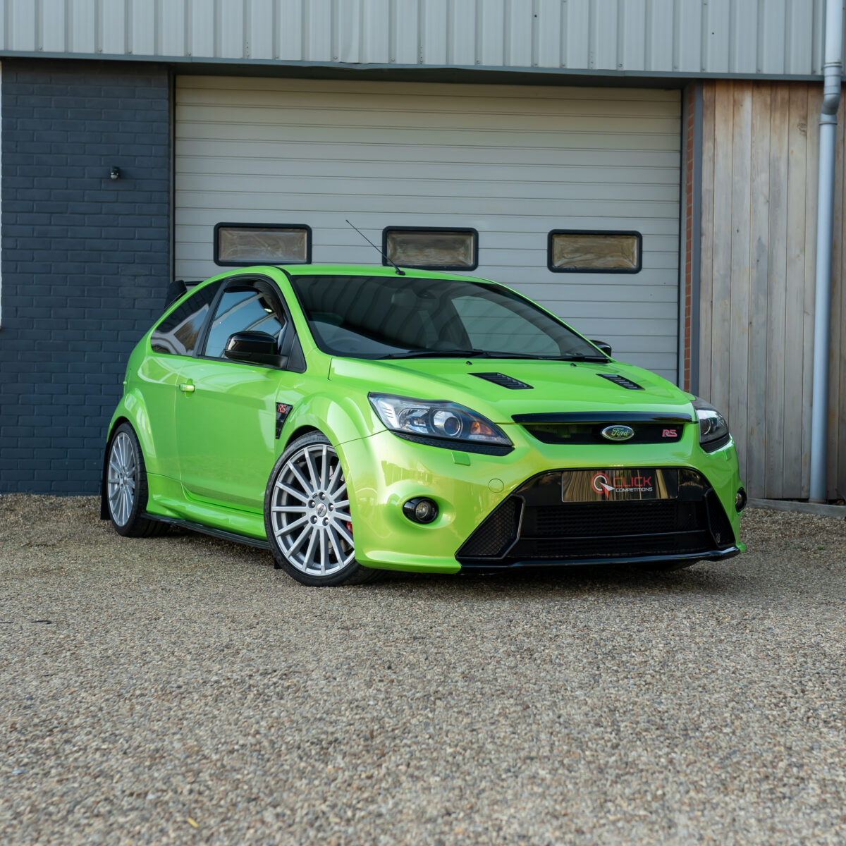 Win This 550BHP+ Ford Focus RS MK2 & £1,000 Cash *Ultimate Green*