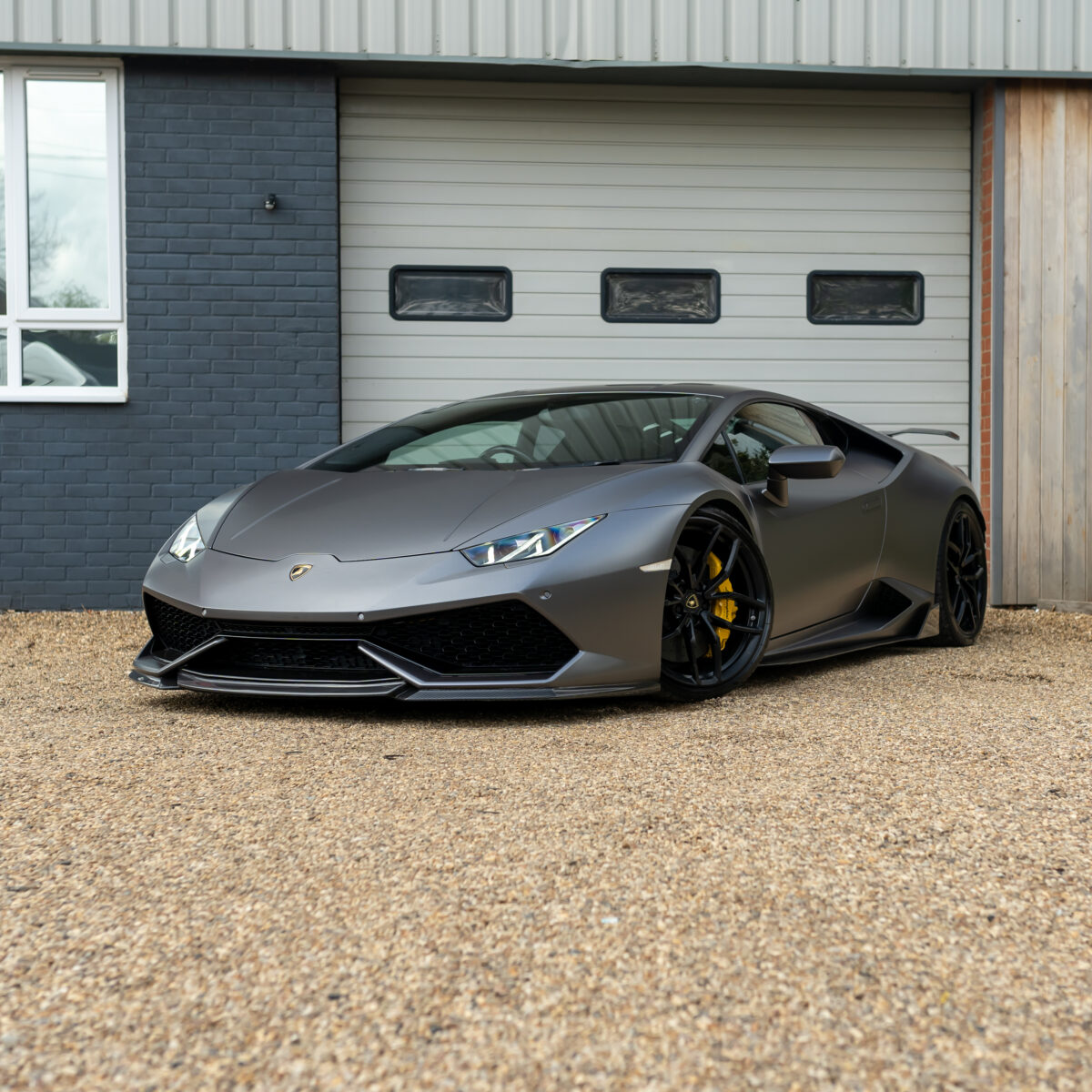 Win This Lamborghini Huracan OR This Brand New VW Amarok TDI 4Motion & £50,000 Cash *YOU CHOOSE* - Image 6